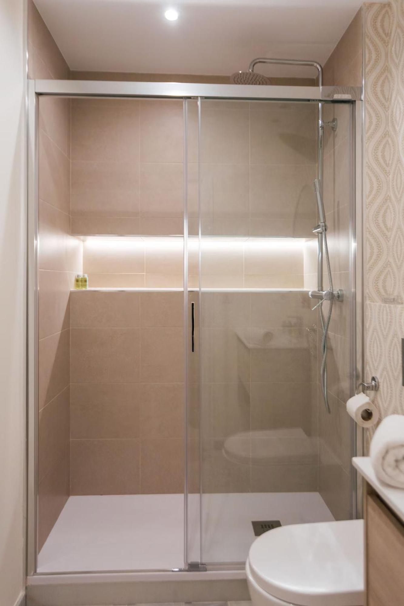 Апартаменты Reformed And Comfy- 2Bd 2Bth- Arenal Севилья Экстерьер фото